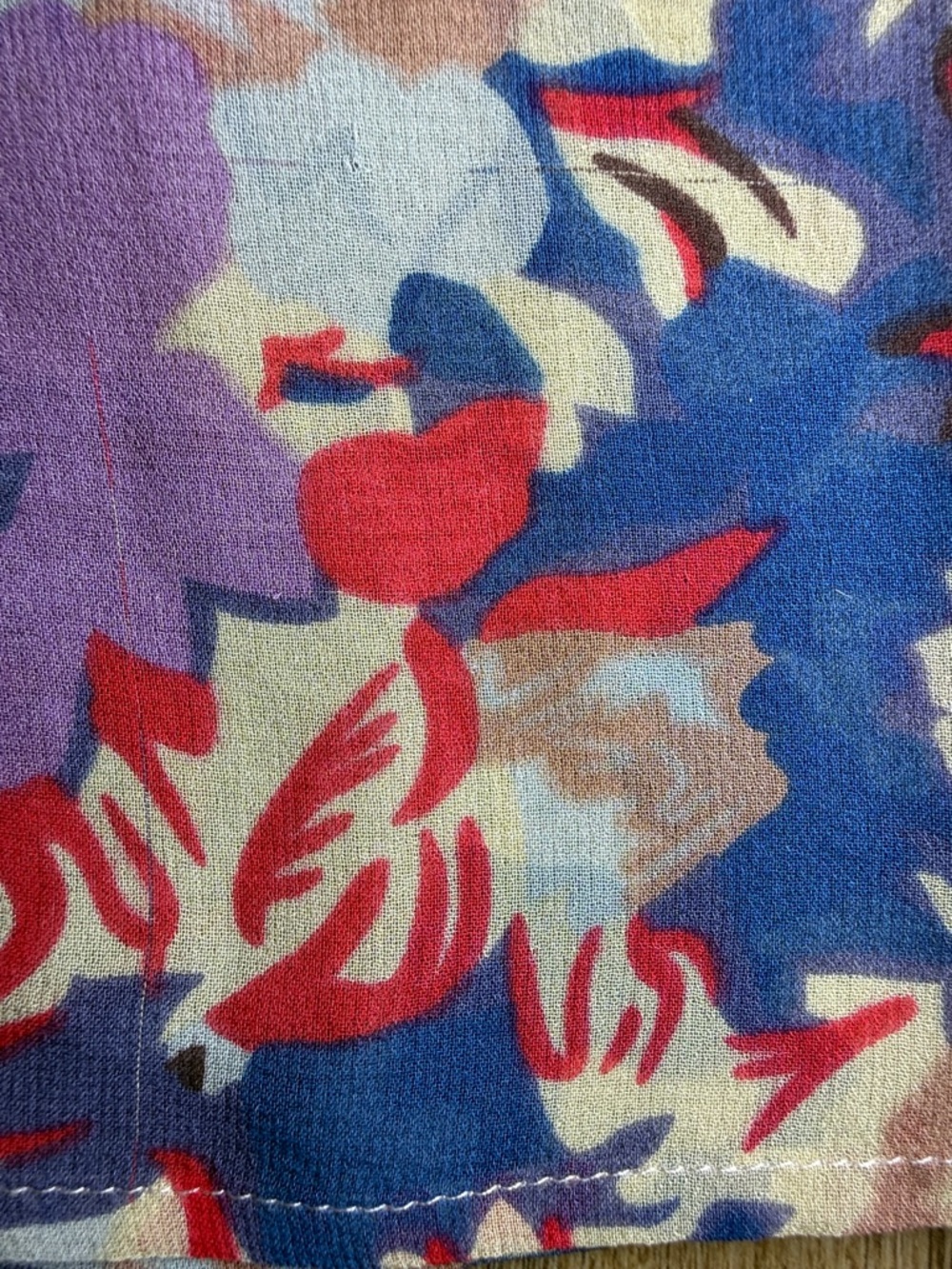 Joie Women's Floral Silk Tie-Neck Tank Red White Blue Multi Size Small - Picture 13 of 13